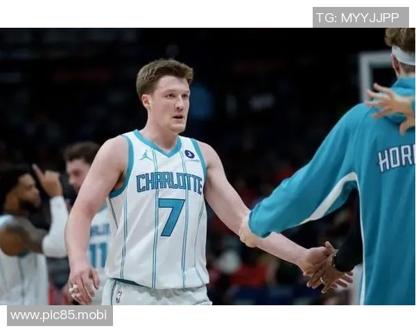 NBA战报：克尼佩尔24分，黄蜂109-99击败火箭